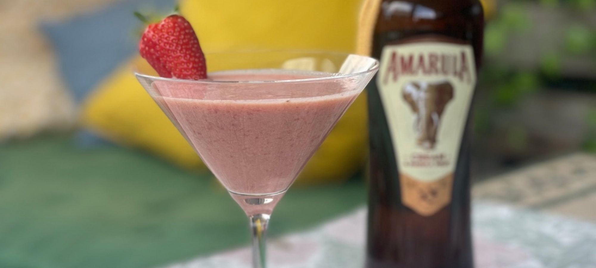 Cocktail à la liqueur d'Amarula et à la fraise